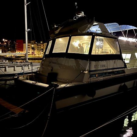 Отель Navi Yacht A Sete, 2 A 8 Couchages, Privatif Экстерьер фото