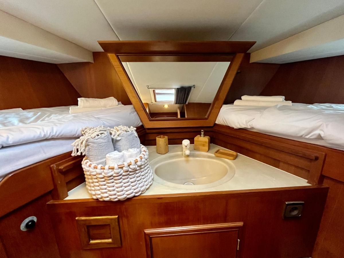 Отель Navi Yacht A Sete, 2 A 8 Couchages, Privatif Экстерьер фото